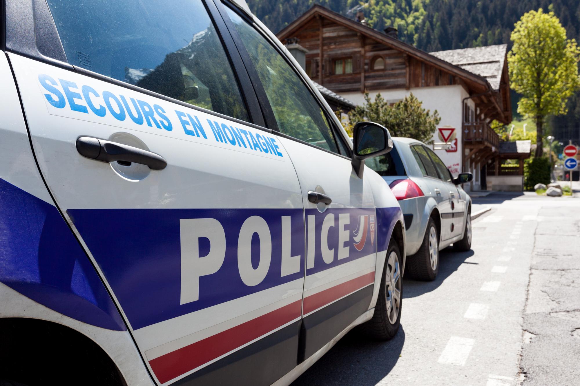 Francúzska polícia riešila bizarný prípad.