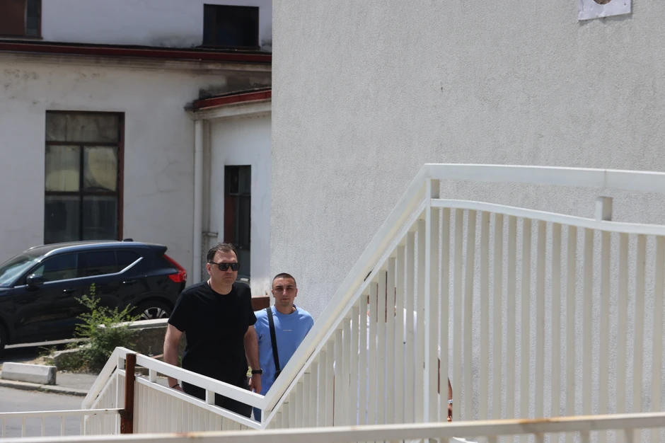 Mane Ćuruvija u poseti Mini Kostić
