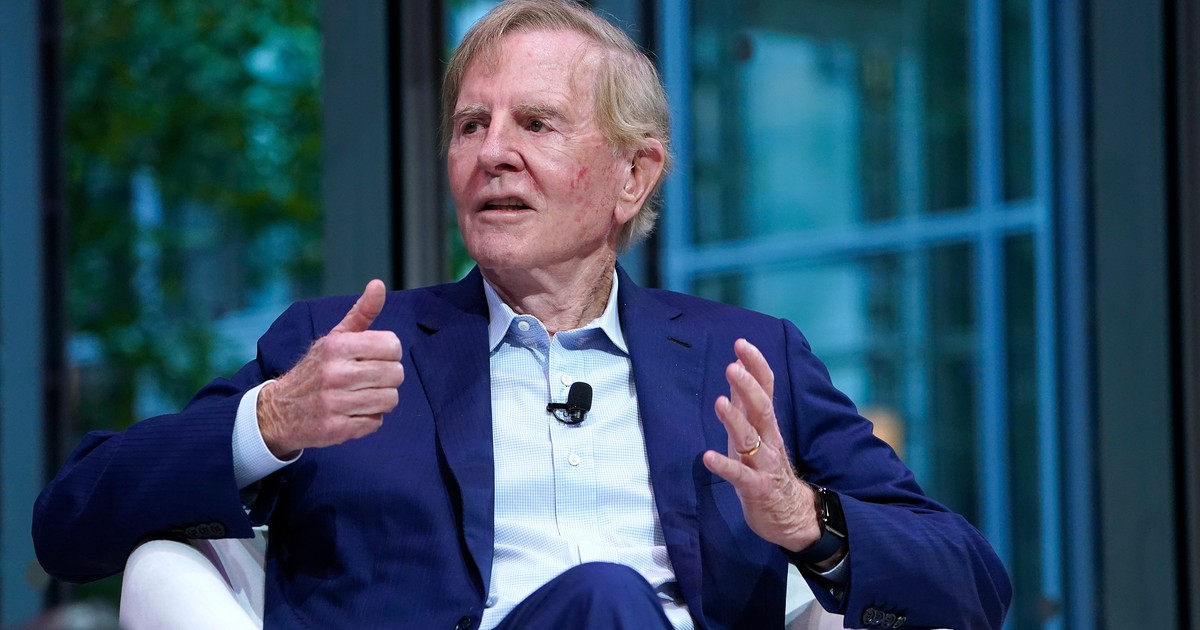 Apple's former CEO says the company has its 'first real competitor' in ...