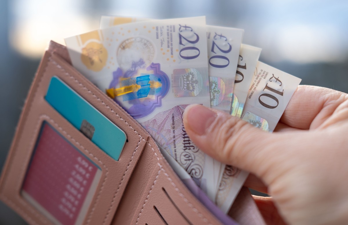 Funt pod presją. Inflacja rozczarowuje