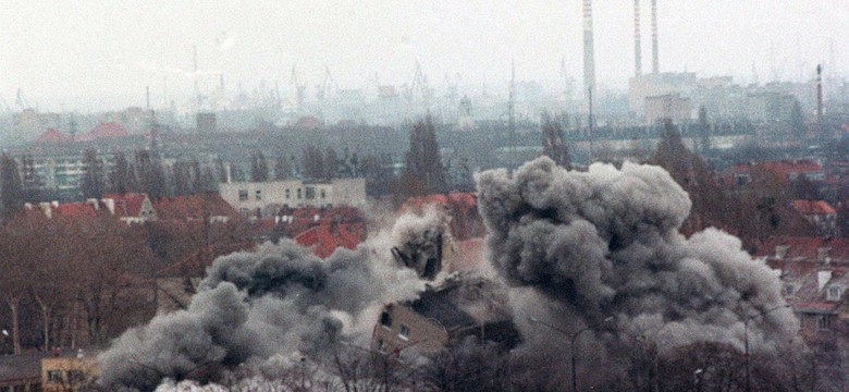 UOP wysadził blok w Gdańsku, by zdobyć teczkę Wałęsy? Cenckiewicz szokuje i ujawnia nowy trop