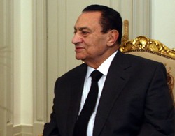 Mubarak się poddaje? Wyjechał w nieznanym kierunku