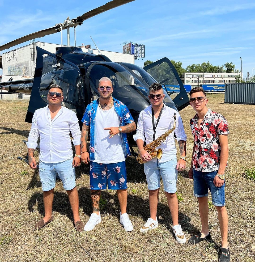 René Strausz a kapela Cico band.