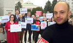 Ważny protest dotarł do Sejmu. Śpiewak: Polacy się nie rozmnażają, bo nie mają gdzie