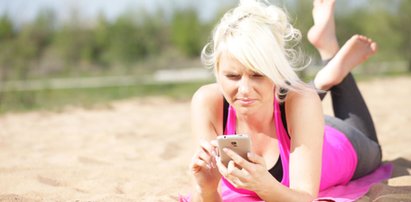 Jak zabezpieczyć telefon na plaży