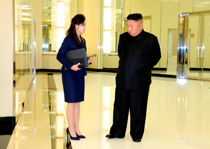 Jedna od njenih kombinacija tokom posete Južnoj Koreji