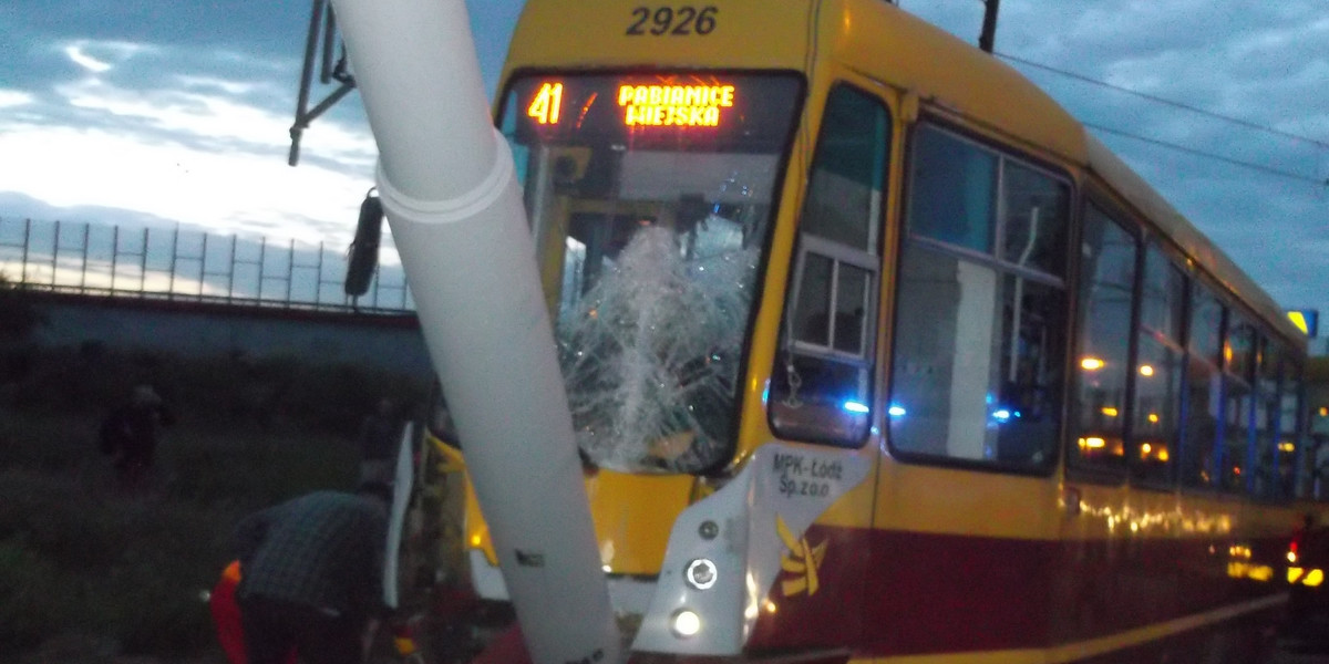 łódź wykolejenie tramwaju 