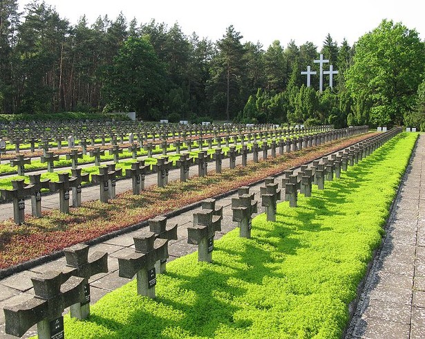 Cmentarz w Palmirach, fot. Maciej Szczepańczyk / CC-BY-SA 3.0