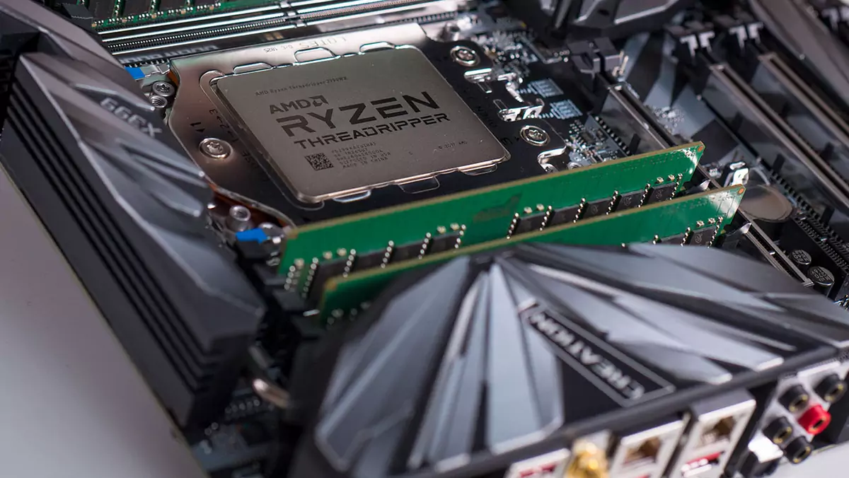 138886-ryzen-threadripper-motherboard-closeup-1260x709 0