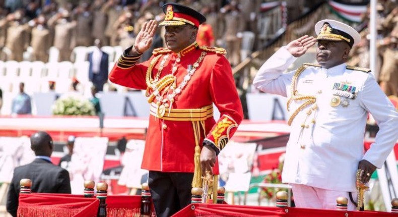 President Uhuru Kenyatta with General Samson Mwathethe