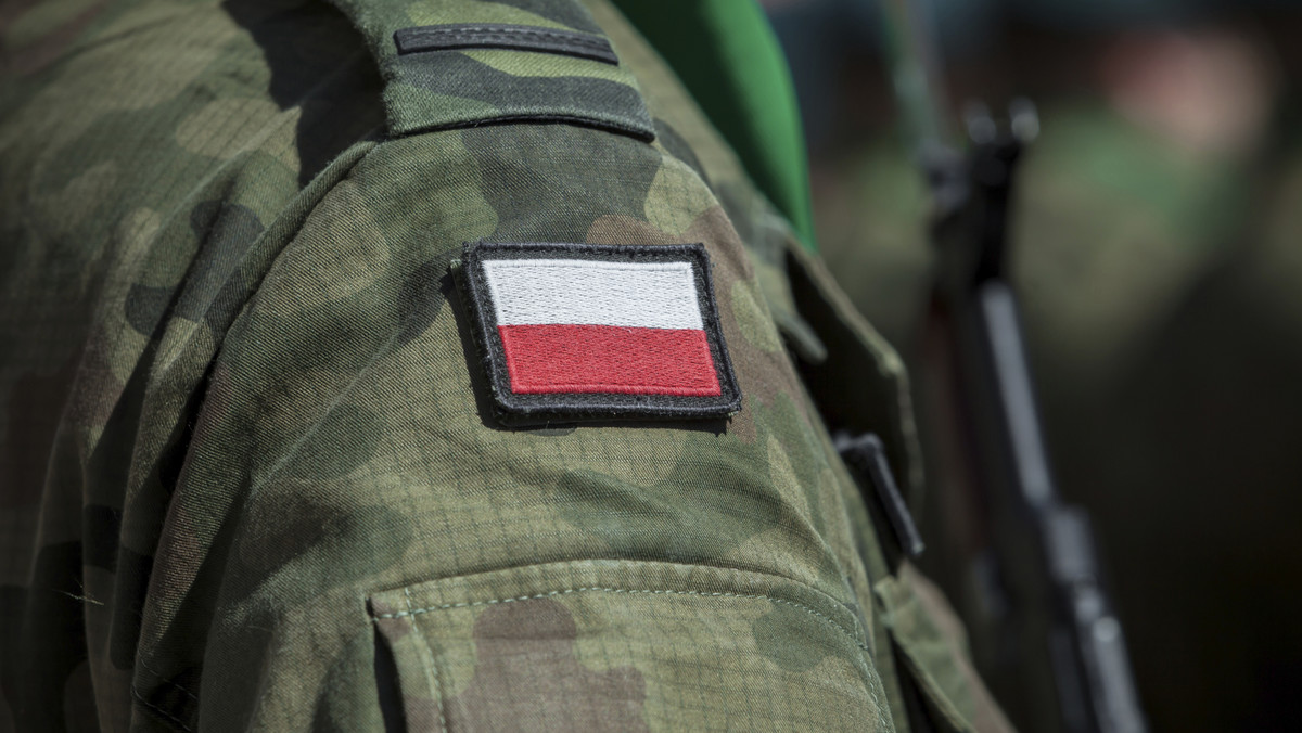 Najpewniej do końca czerwca formalnie zostanie zarejestrowana Federacja Organizacji Proobronnych (FOP), której zalążek wiosną stworzyło siedem organizacji paramilitarnych, głównie strzeleckich, zapowiada "Rzeczpospolita".