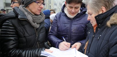 Mieszkańcy osiedla Olechów-Janów protestują. Przeciwko czemu?