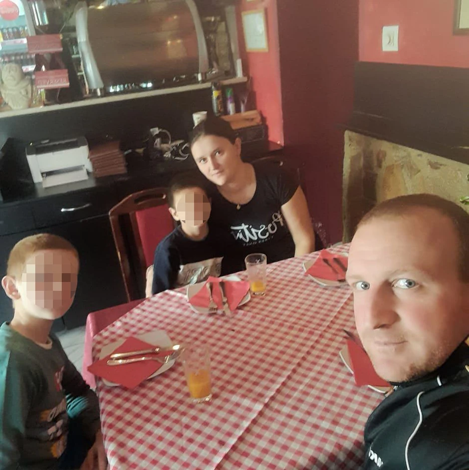 Dejan i Slađana sa decom