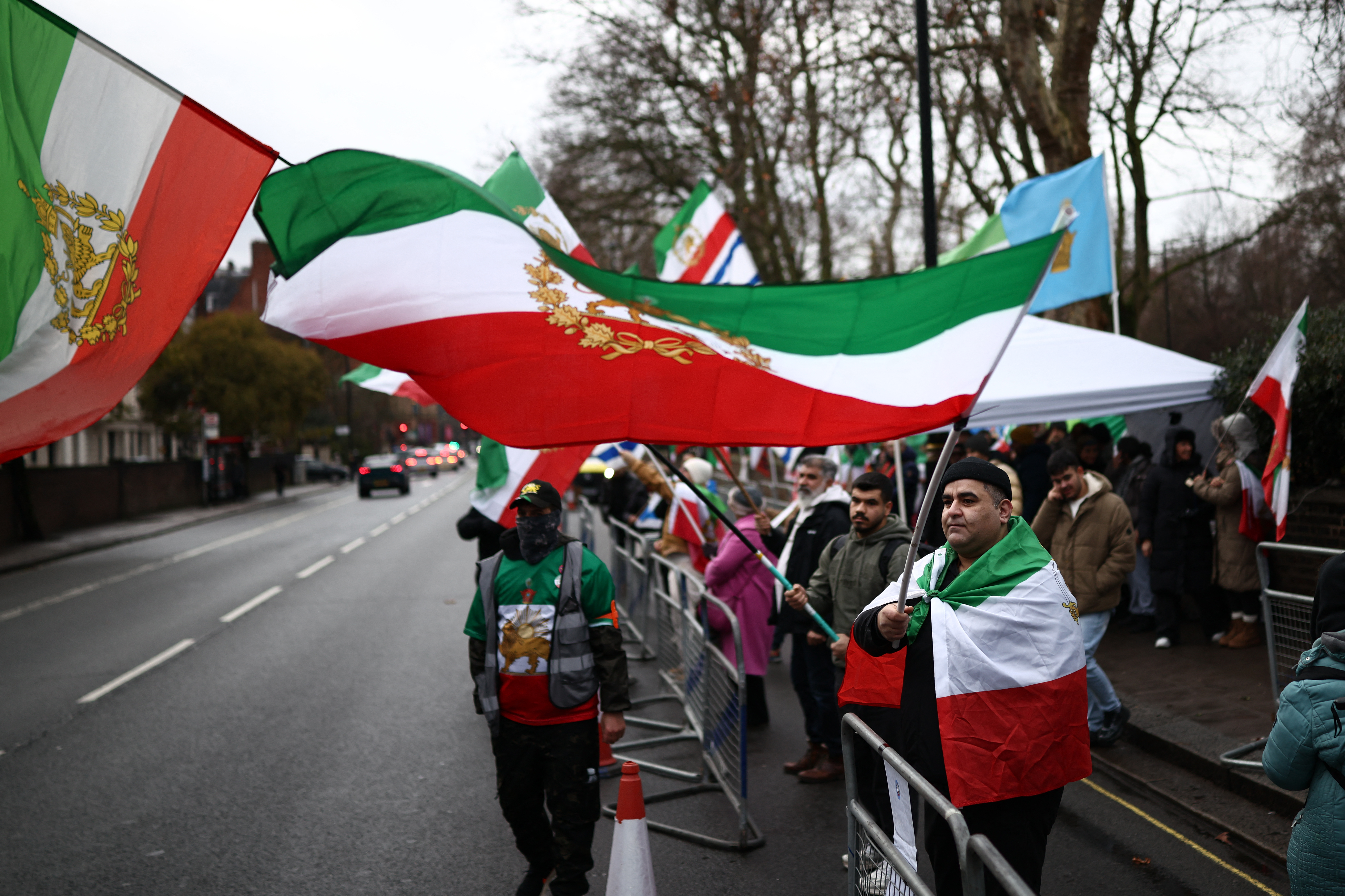 Tausende demonstrieren in Berlin und Frankfurt für Iran-Proteste