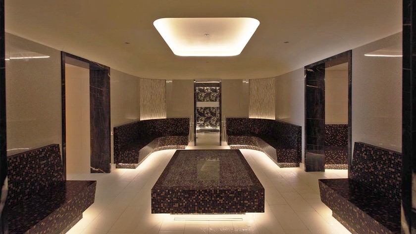 Découvrez les bains orientaux de l’Hotel-, Kur- und Klinikbetrieb Oberwaid. 