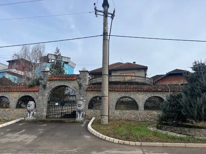 Vila bivšeg verenika Jovane Jeremić