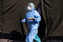 Brytyjski wariant koronawirusa jest już w 74 krajach, południowoafrykański w 37