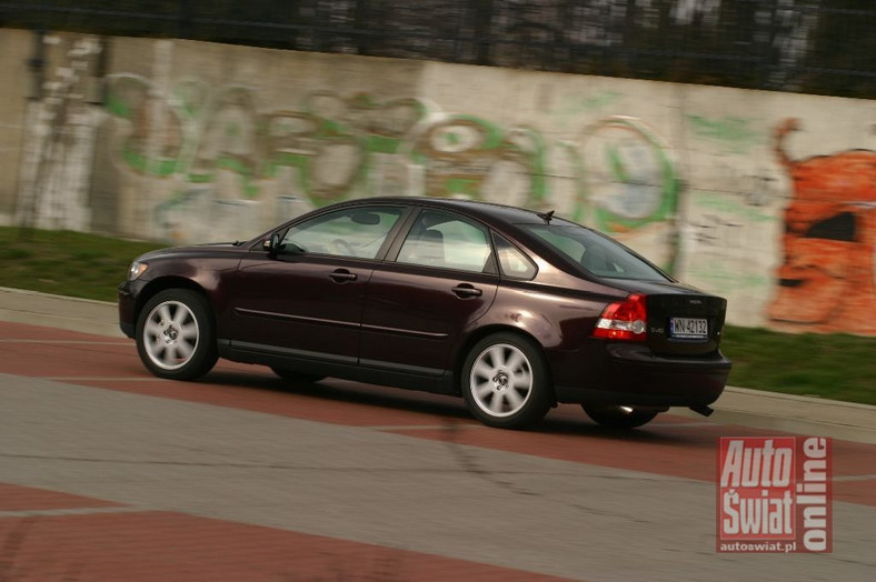 Volvo S40