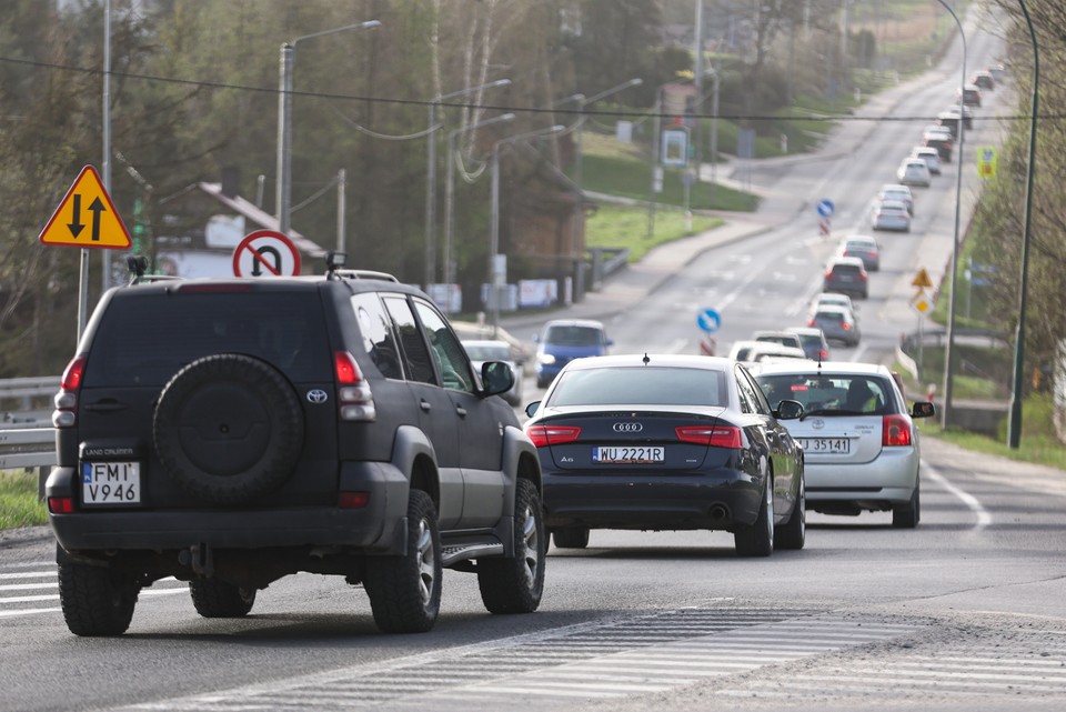 Utrudnienia na zakopiance. Polacy wracają z wielkanocnego pobytu na Podhalu 