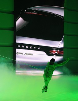 Takiego Porsche jeszcze świat nie widział! Oto Panamera Sport Turismo concept na zdjęciach