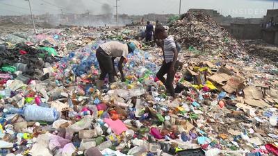 What if we paved roads with plastic trash?