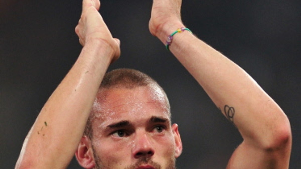 Wesley Sneijder od pewnego czasu jest łączony z przenosinami do Manchesteru United. Holender miałby zastąpić Paula Scholesa, który po zakończeniu obecnego sezonu zawiesi buty na kołku. Pomocnik Interu Mediolan zdradził swoje plany...