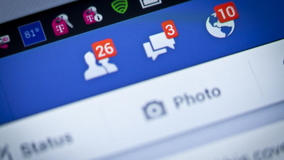 Globális katasztrófa: leállt a Facebook és az Instagram is