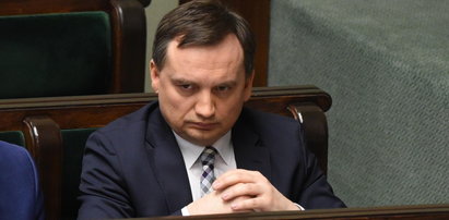 Ziobro zostaje na stanowisku. Sejm odrzucił wniosek o wotum nieufności