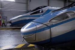 Jeździ za wolno, wozi powietrze, jest za drogi. Miażdżący raport o polskim Pendolino