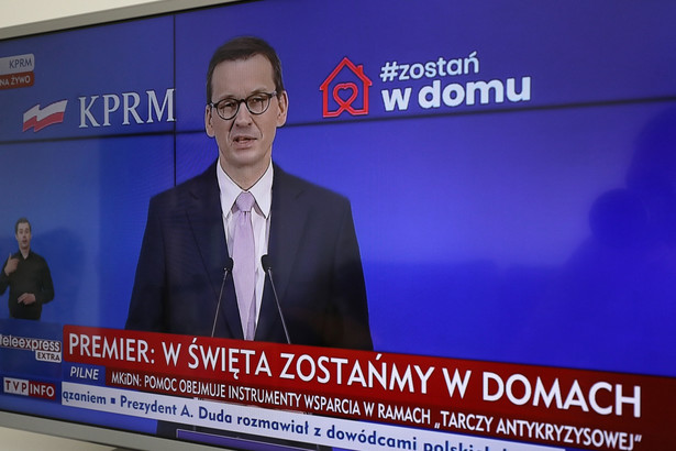 Rząd przedłuża obostrzenia nawet do 3 maja. Co z egzaminem ósmoklasisty i maturą?