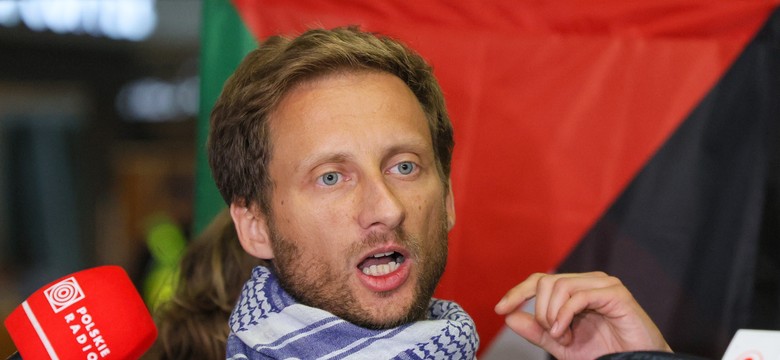 Burza po słowach o zmarłym żołnierzu. Sterczewski: Przepraszam