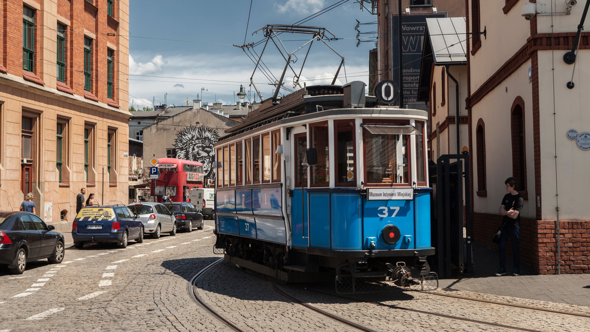 Zabytkowe tramwaje i autobusy wyjadą na ulice Krakowa