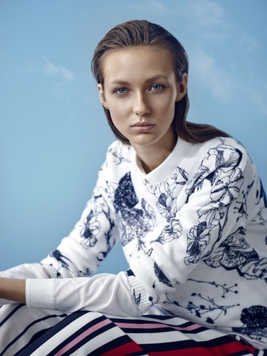 Alicja Sekuła w kampanii Solar wiosna/lato 2017