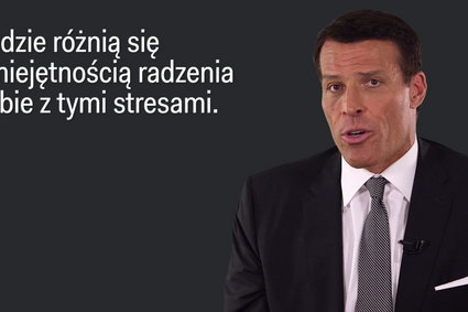 Tony Robbins tłumaczy, dlaczego warto odkładać pieniądze