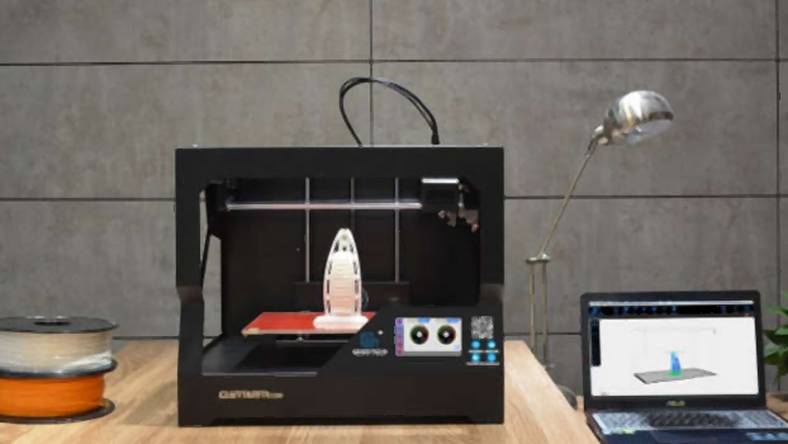 GiantArm D200 – drukarka 3D z ciekawymi funkcjami