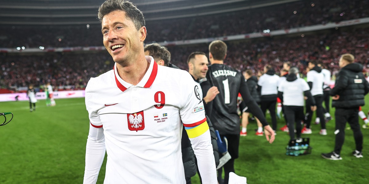 Robert Lewandowski wybuchł śmiechem po pytaniu o Paulo Sousę.