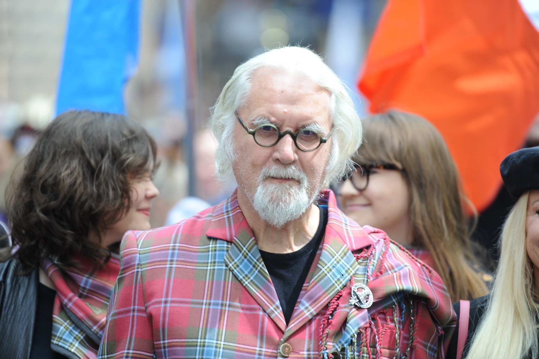 Britský komik, herec a hudobník Billy Connolly. 