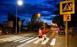 Nowoczesne przejścia! Miasto stawia na bezpieczeństwo pieszych