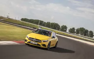 Test Mercedesa-AMG A 35