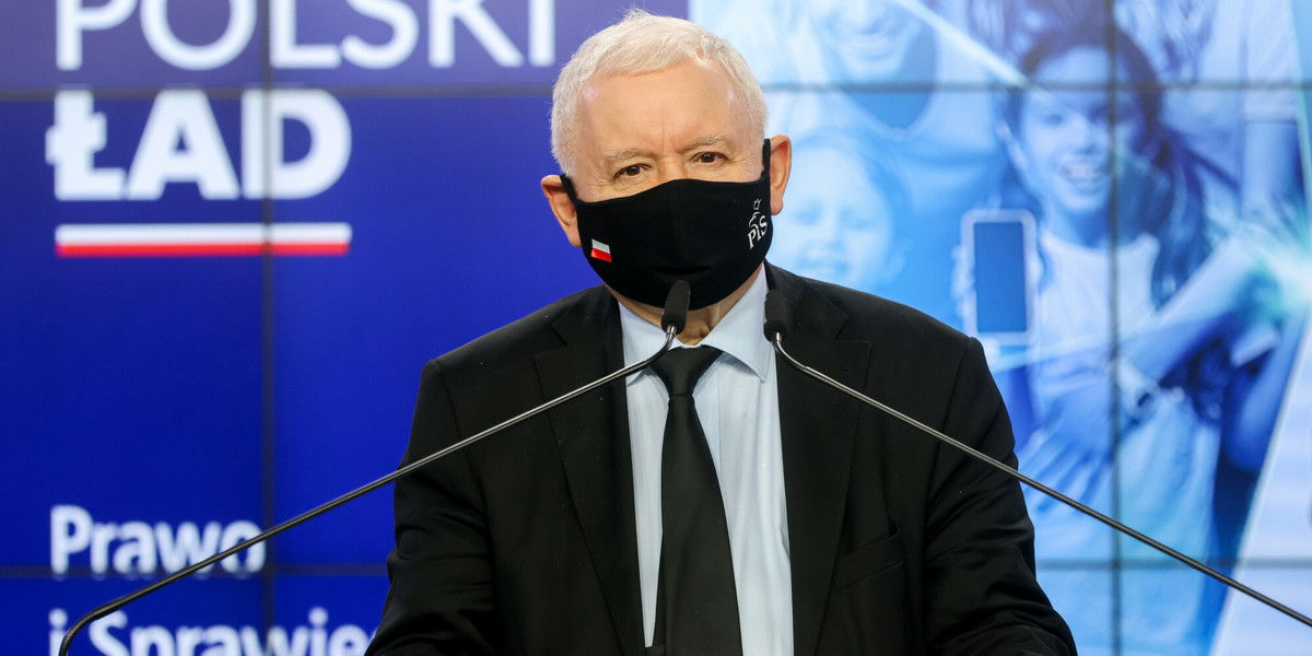Zmiana systemu podatkowego z regresywnego na progresywny. Dla nas to sprawa kluczowa - powiedział Jarosław Kaczyński. 