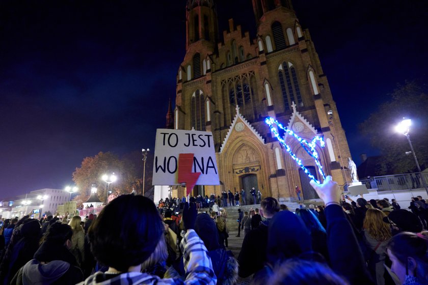 Kaczyński wezwał do obrony kościołów