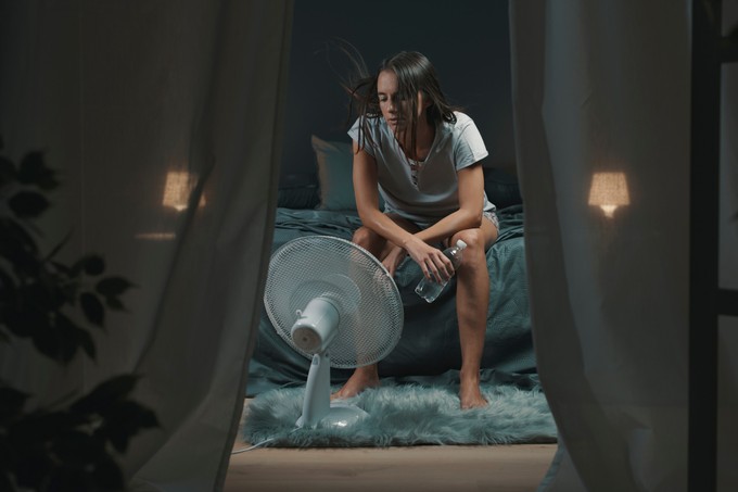 Alvászavar: a kánikula okozza vagy más? Így derítheti ki