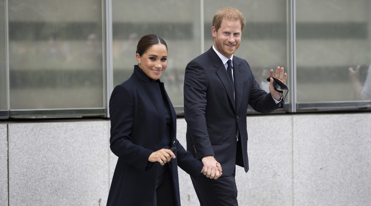 Meghan és Harry közreműködött A szabadság nyomában című könyv szerzőivel / Fotó: Northfoto