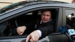 przemysław czarnek: piekło zamarzło. muszę pochwalić tuska