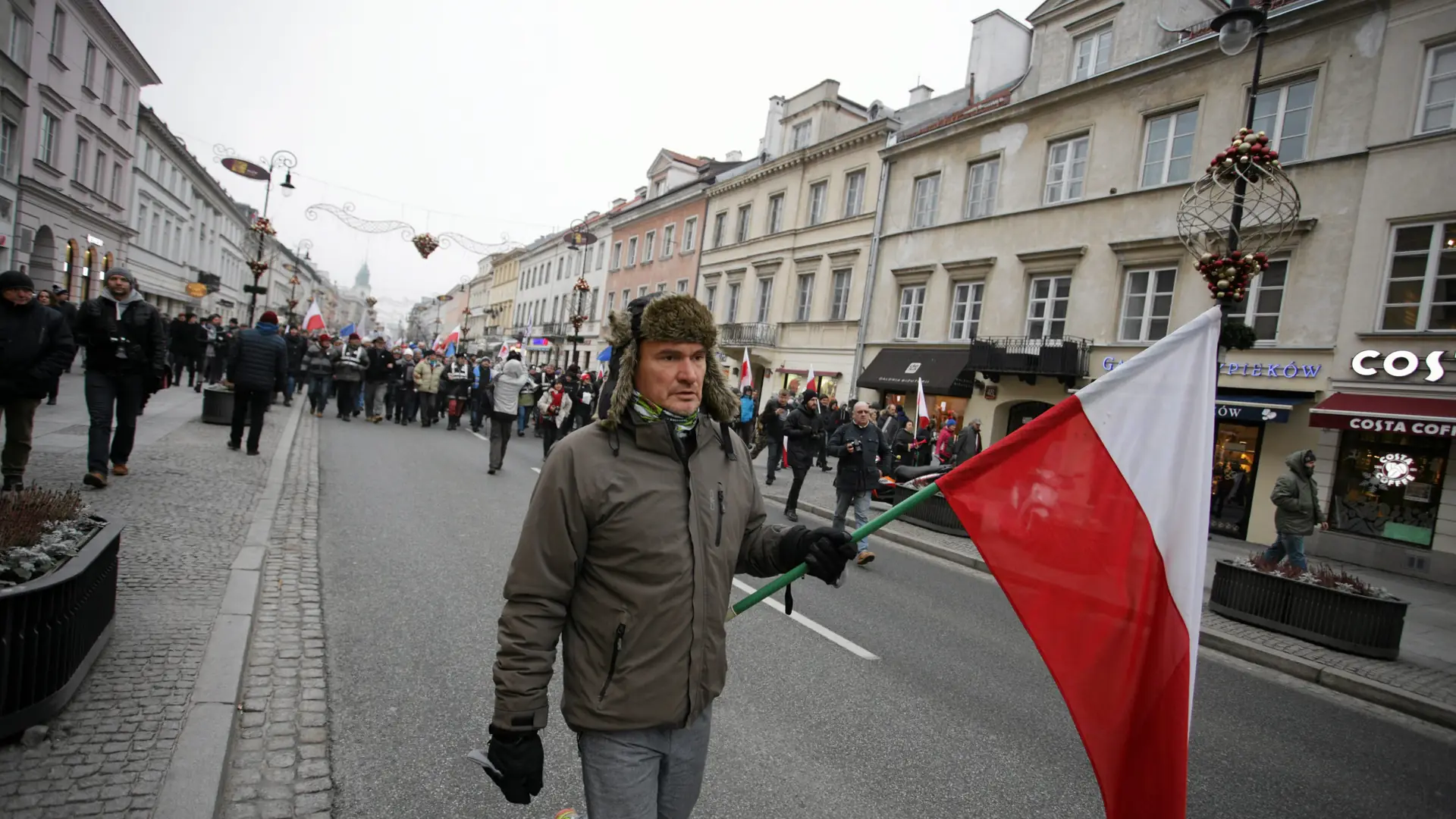 Piątek i sobota pod Sejmem w memach. Zobacz, jak skomentował sytuację internet