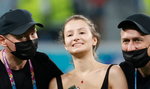 Półnaga kobieta wbiegła na murawę stadionu Euro 2020. ZDJĘCIA