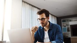 brak wykreślenia firmy z ceidg może oznaczać dług w zus