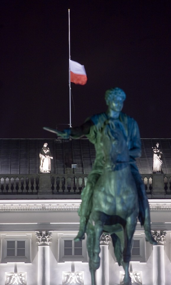 Vaclav Havel nie żyje. Warszawa w żałobie