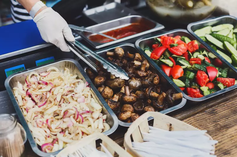 Czy firma może wykluczyć mięso ze stołówki i firmowych imprez? 