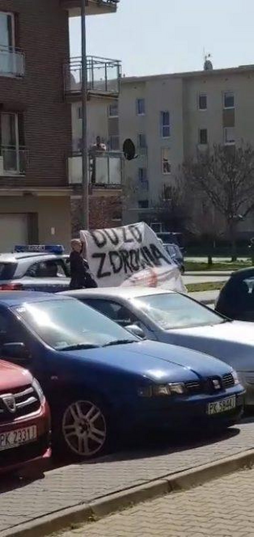 Koronawirus: policjantki z Kalisza zrobiły to dla osoby na kwarantannie